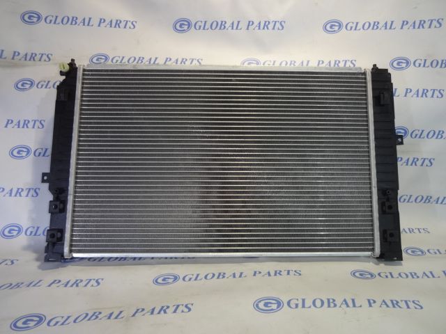 Радиатор охлаждения двигателя GLOBAL PARTS AUDI A4 /S4 1.6 /1.8 /1.8T /1.9TD 94-00 /AUDI A6 /S6 1.9TD 97-04 /VW PASSAT B5+ 1.6 /1.8T /1.9TD VAG002 Нов
